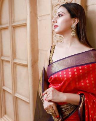 BEAUTIFUL RICH PALLU & JACQUARD WORK ON ALL OVER THE SAREE.