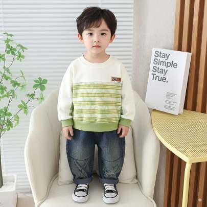 Brown & Green colour printed sweatshirt & funky baggy denims.