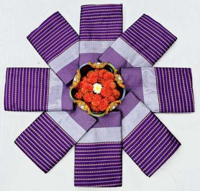 CONTRAST EXCLUSIVE JACQUARD BORDER Lichi Silk Saree