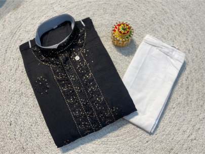 KEEPING OUR INDIAN TRADITION ALIVE Mens Kurta With Payjama