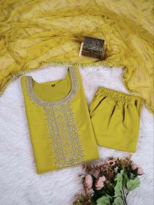 Premium Designers kurta Pent Set. 3 piece 