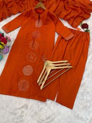 Premium Designers kurta Pent Set Premium Designers kurta Pent Set