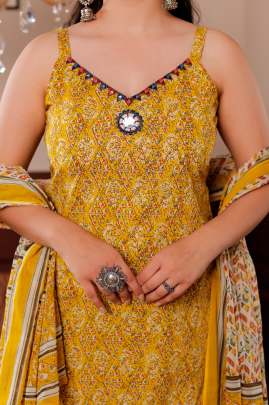 Pure Cotton Kurti Plazzo & Dupatta Set  Cotton kurti seat 