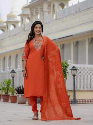 Salwar Suit 