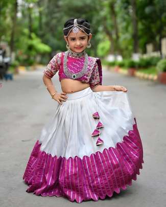 Stitched Lahenga -Blouse joint dupatta