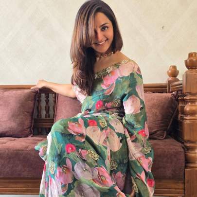 exclusive floral handwork saree Party wear saree