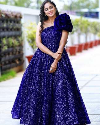 orgeous One-Shoulder Soft Net Gown gown